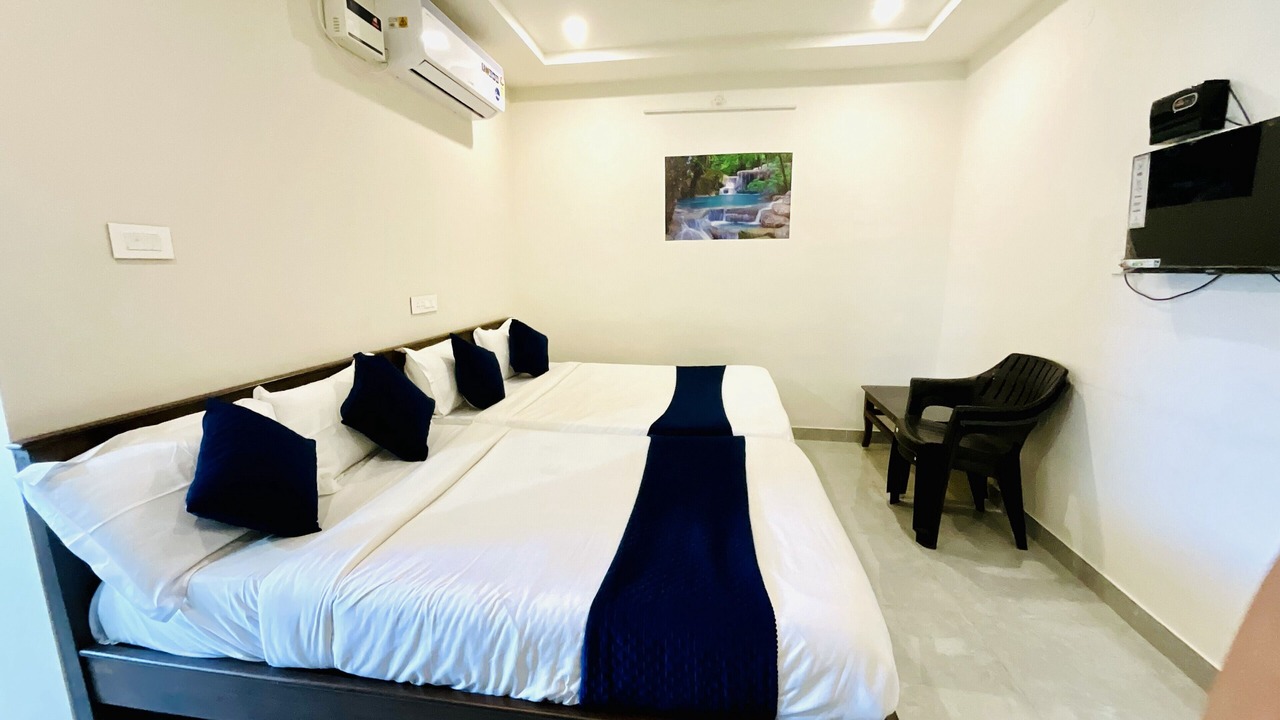 Photo of Bedroom in Srikalahasti