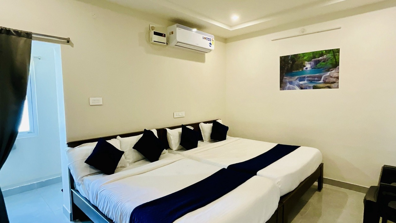 Photo of Bedroom in Srikalahasti