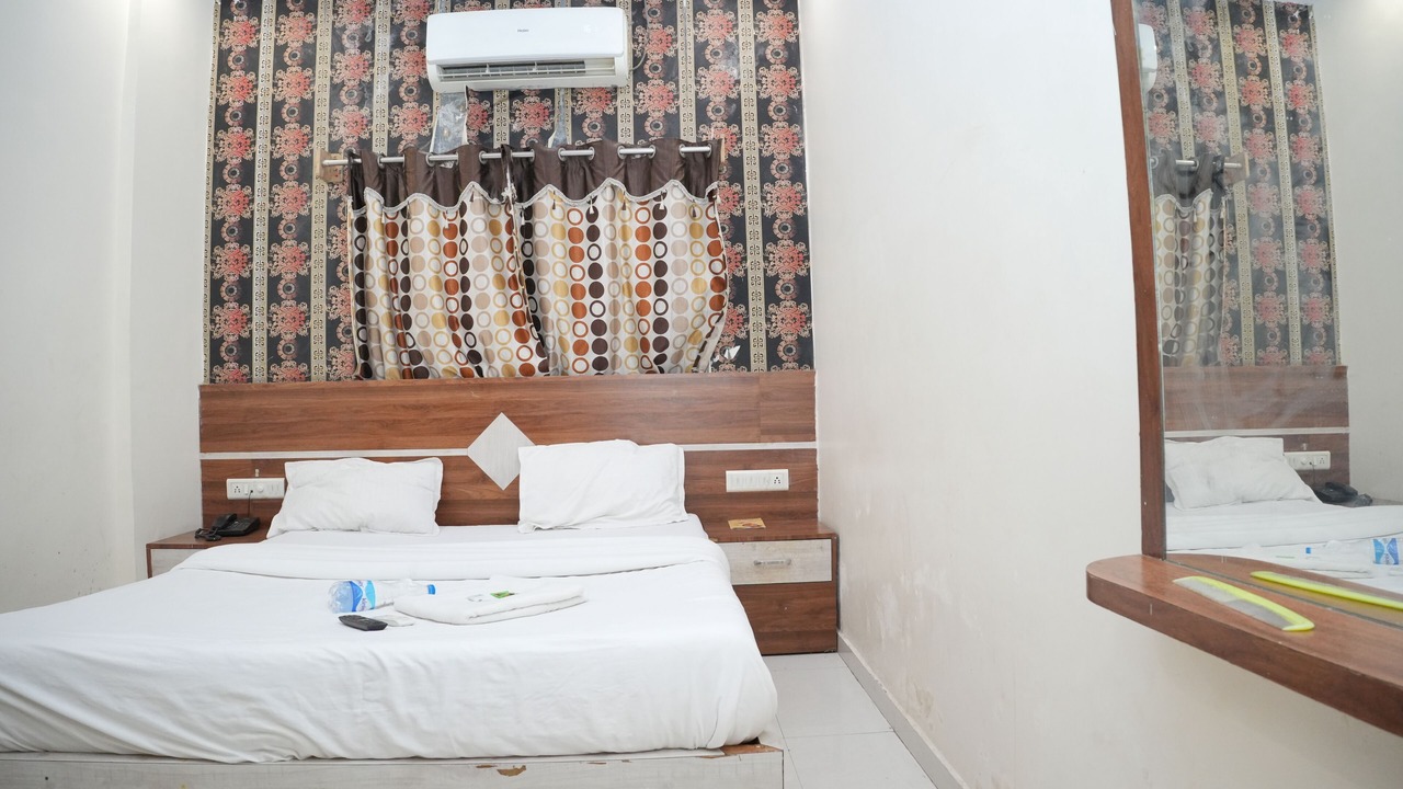 Photo of Bedroom in Ahmedabad