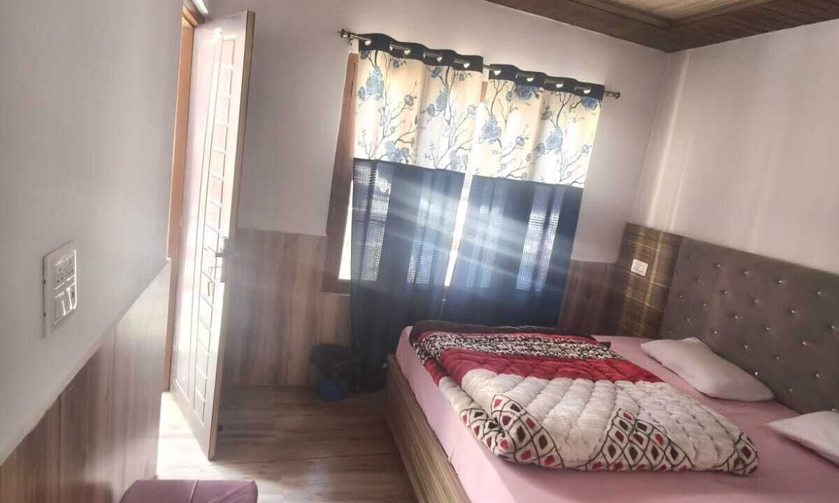 Photo of Bedroom in Sector 51
