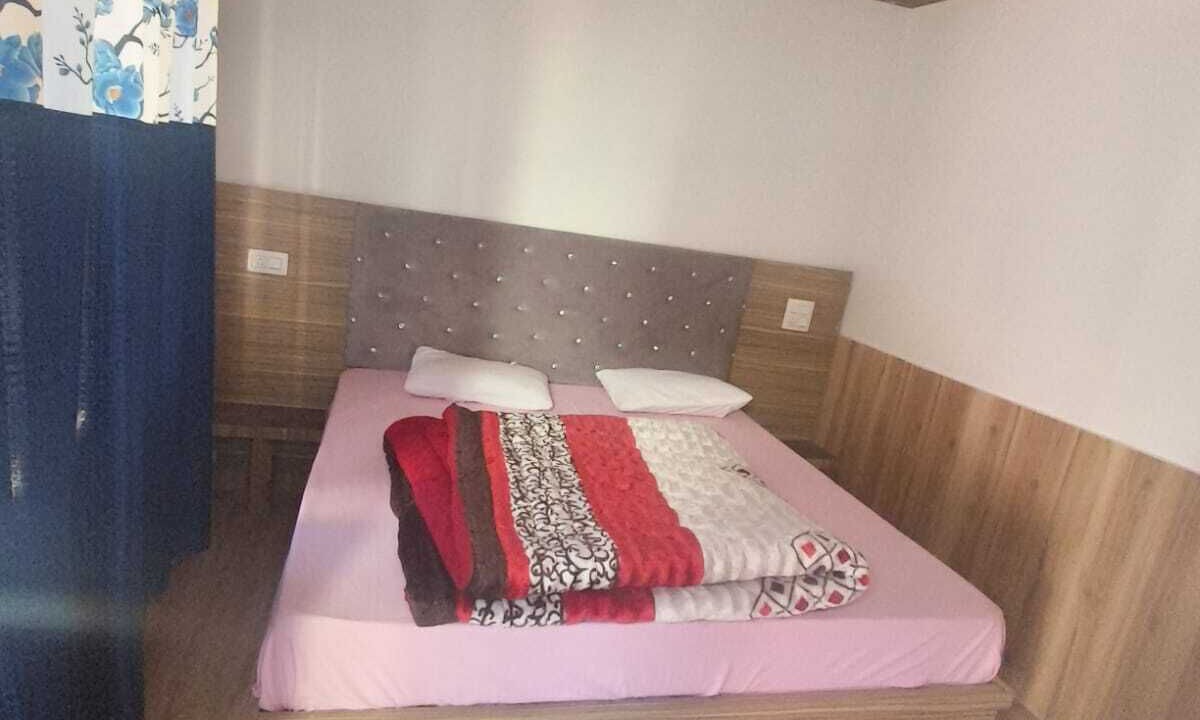 Photo of Bedroom in Sector 51