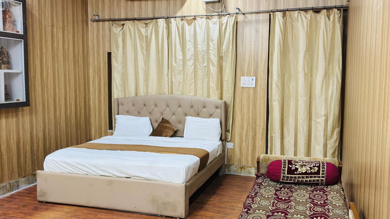 Photo of Bedroom in Civil Lines