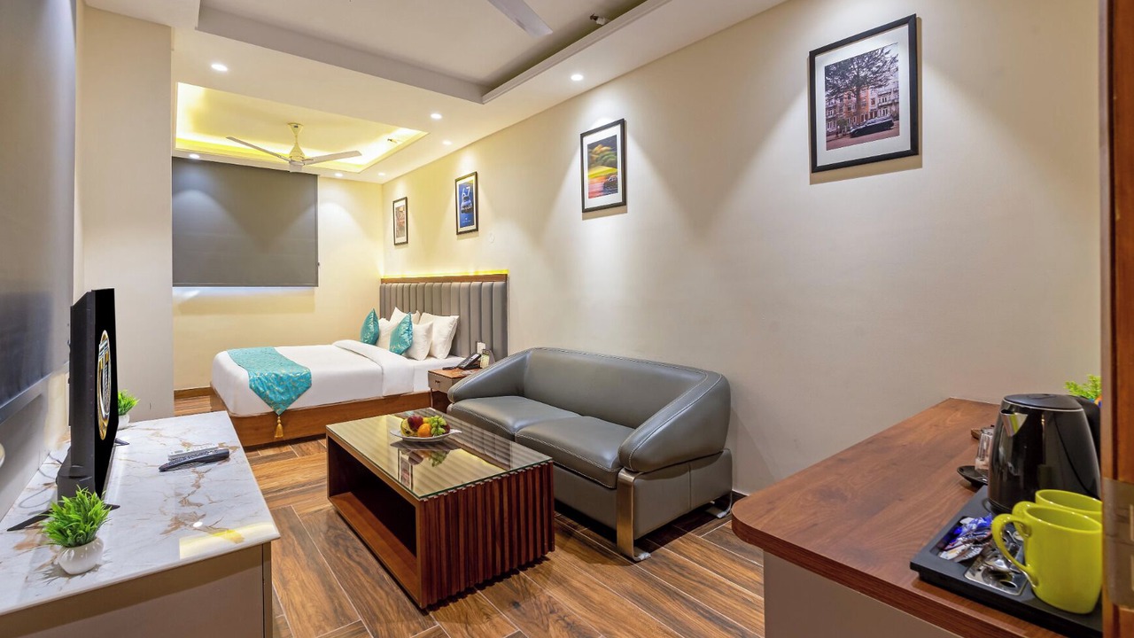 Photo of Bedroom in Sector 51