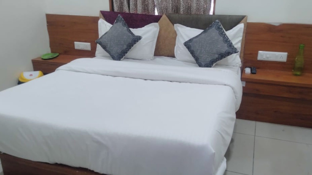 Photo of Bedroom in Shahibaug