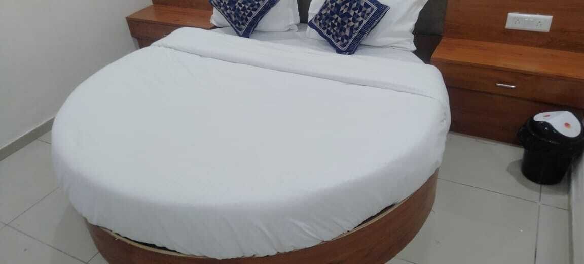 Photo of Bedroom in Shahibaug