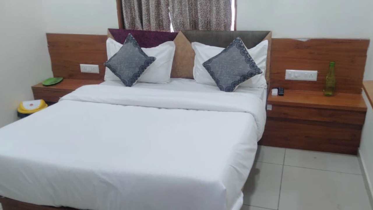 Photo of Bedroom in Shahibaug