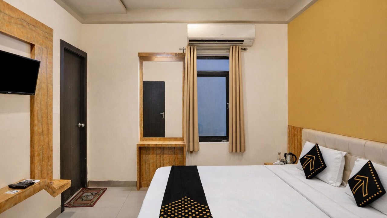 Photo of Bedroom in Allahabad