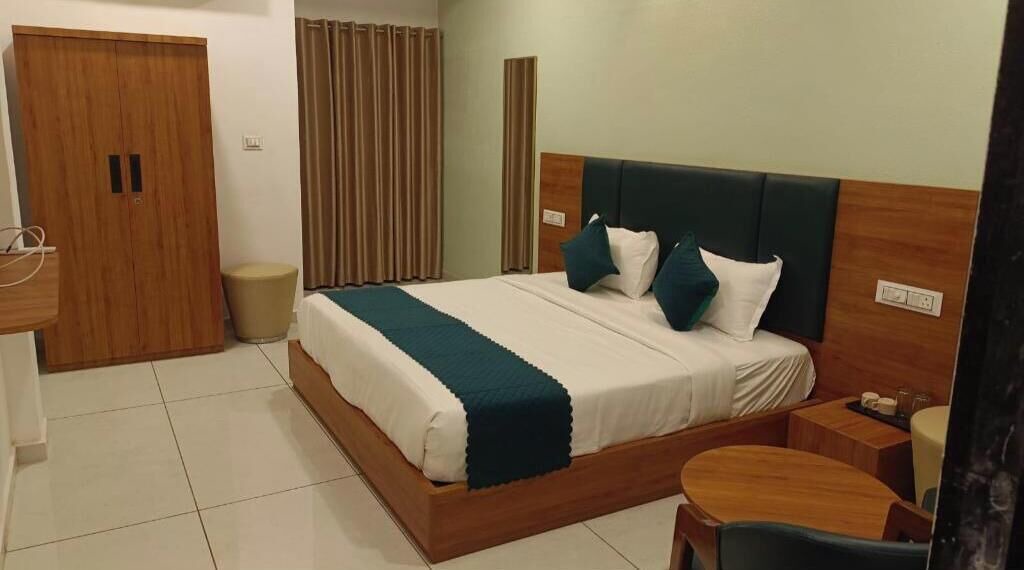 Photo of Bedroom in Rajpipla