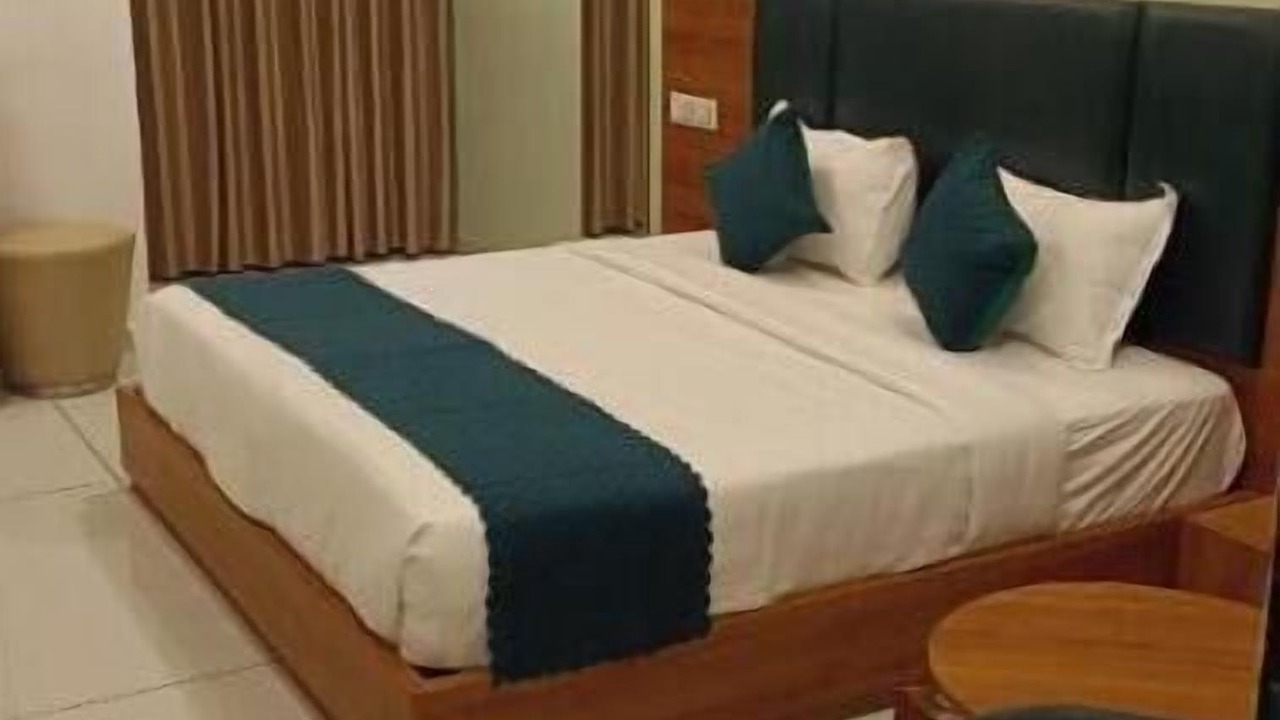 Photo of Bedroom in Rajpipla
