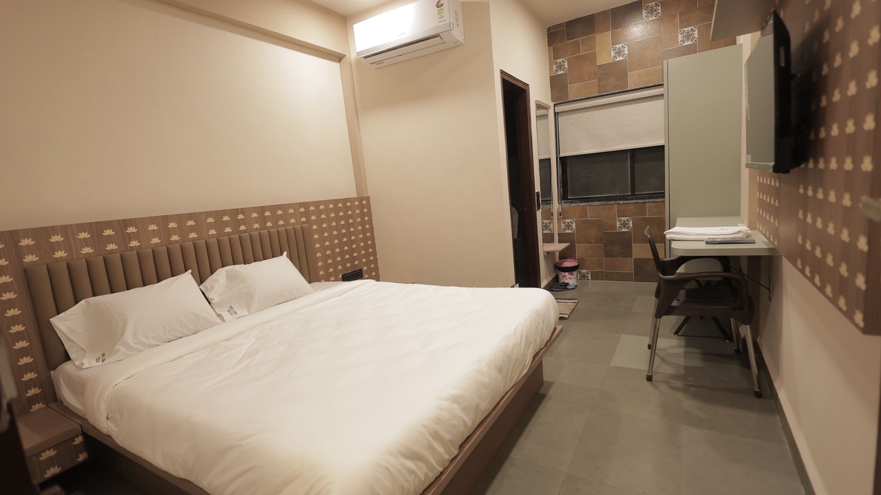 Photo of Bedroom in Valsad