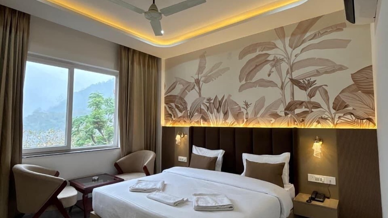 Photo of Bedroom in Tapovan