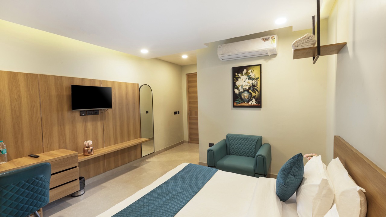 Photo of Bedroom in Kailash Colony