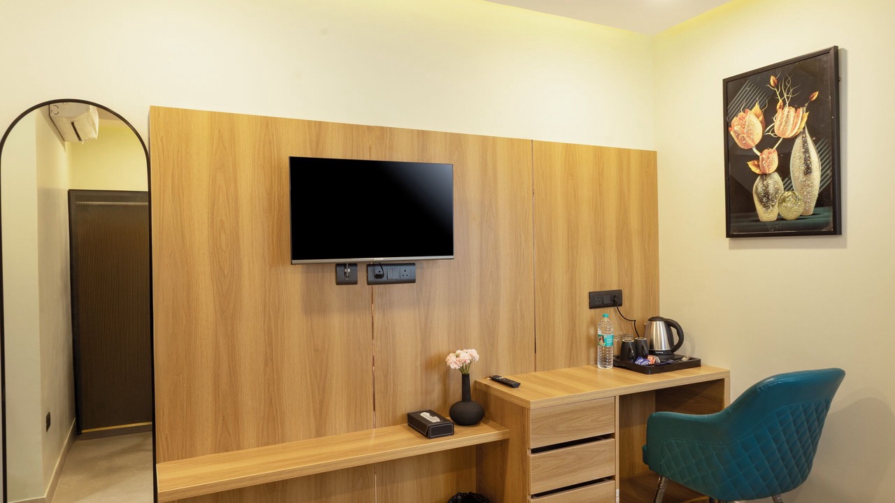 Photo of Bedroom in Kailash Colony