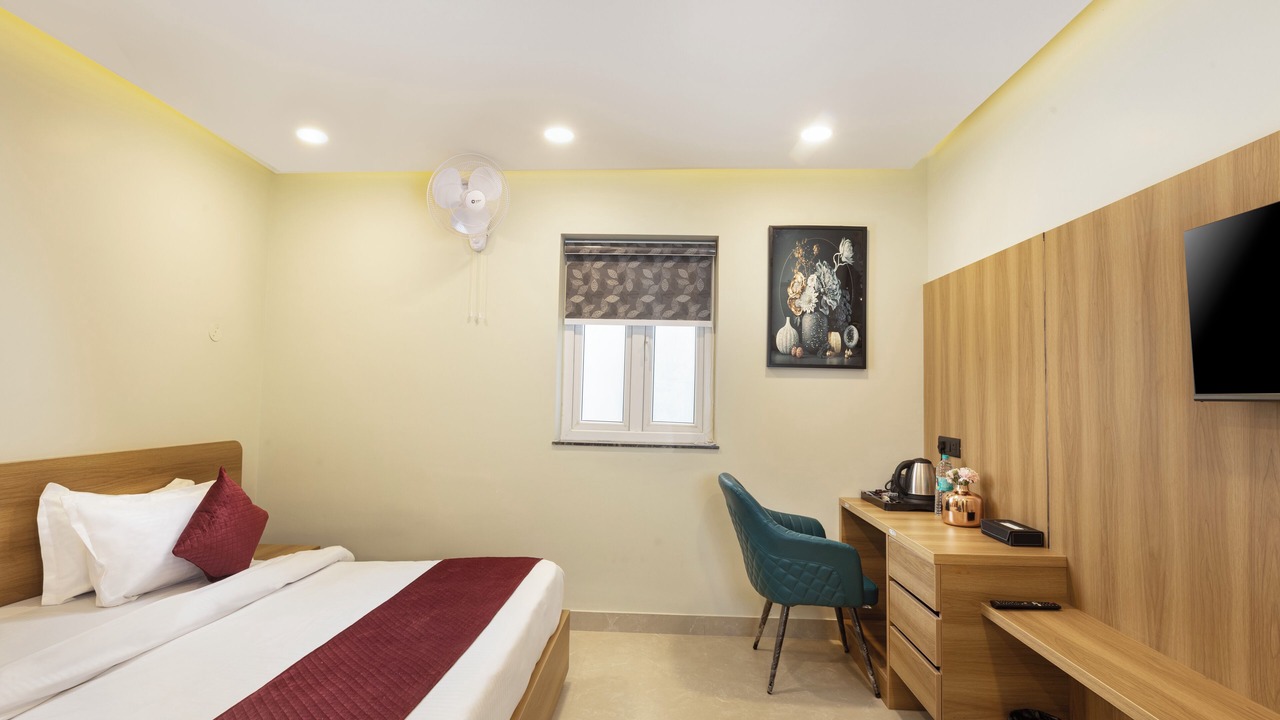 Photo of Bedroom in Kailash Colony