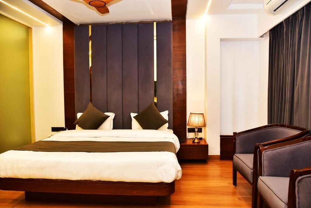 Photo of Bedroom in Pachmarhi