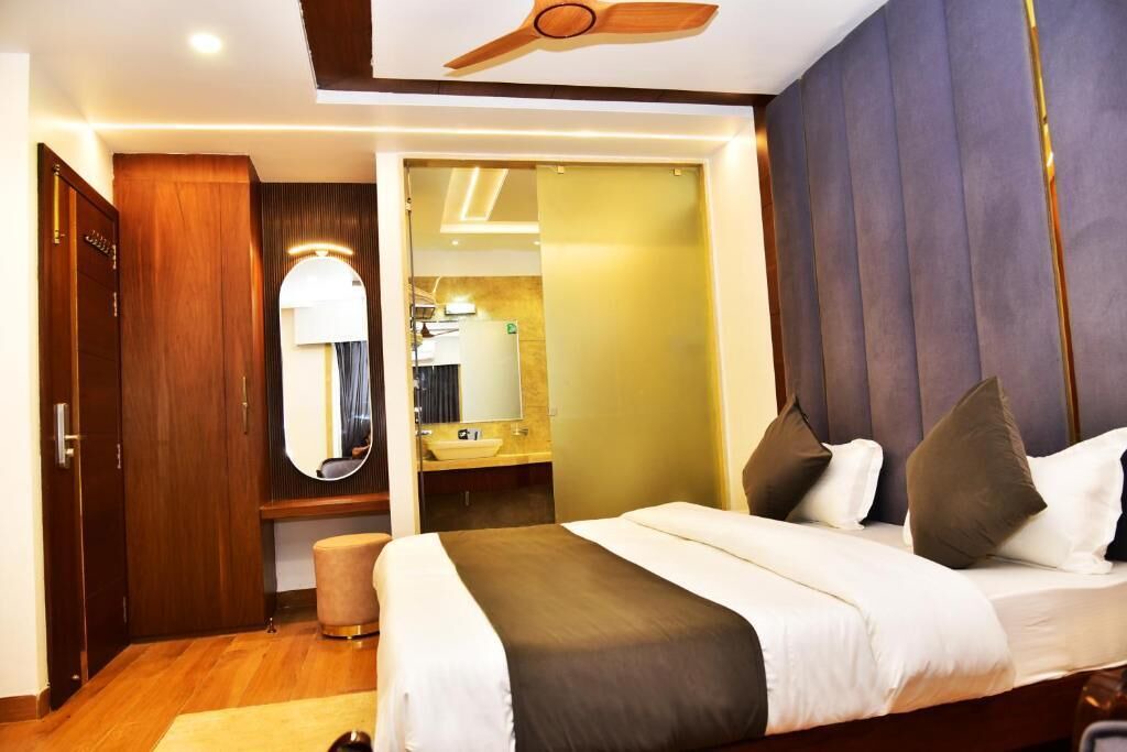 Photo of Bedroom in Pachmarhi