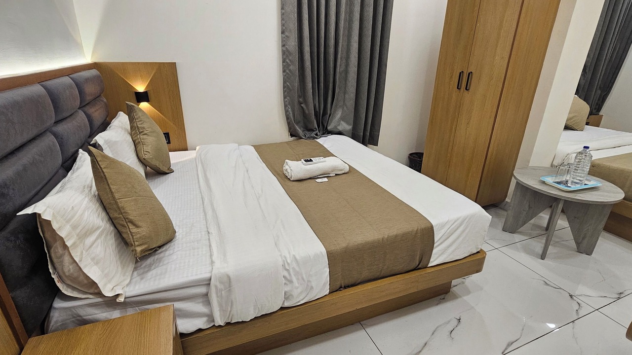 Photo of Bedroom in Gandhinagar