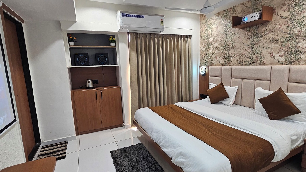 Photo of Bedroom in Gandhinagar