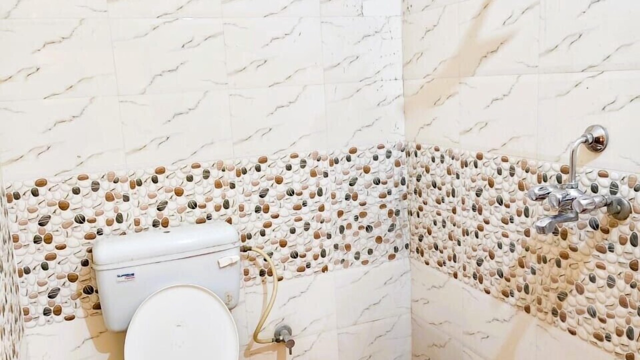 Photo of Bathroom in Varanasi