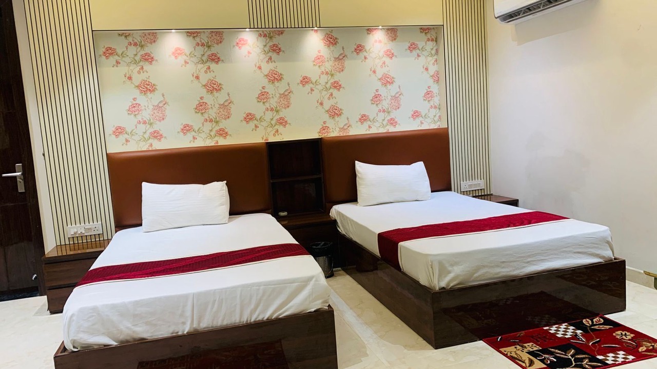 Photo of Bedroom in Agra