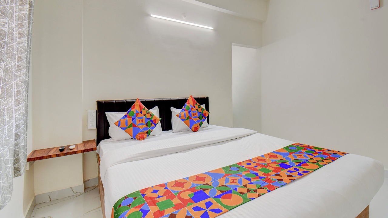 Photo of Bedroom in Hadapsar