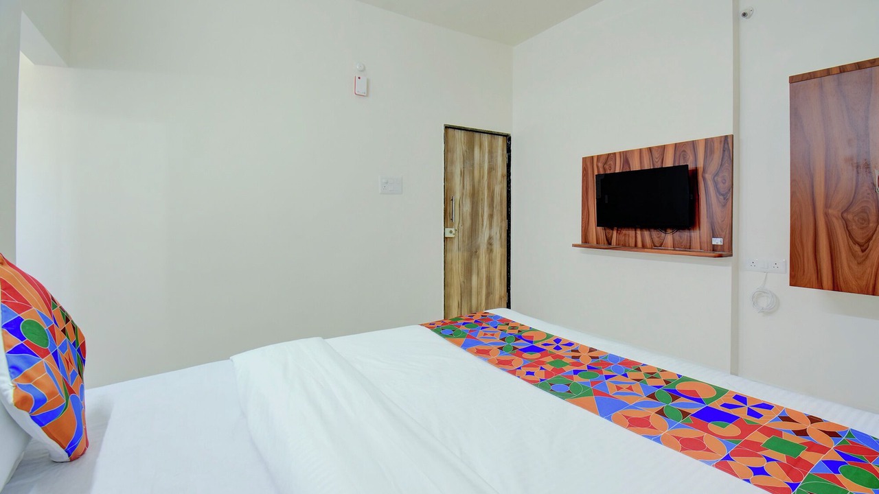 Photo of Bedroom in Hadapsar