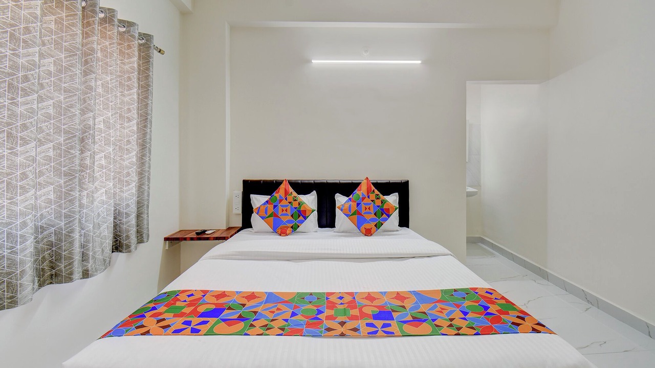 Photo of Bedroom in Hadapsar