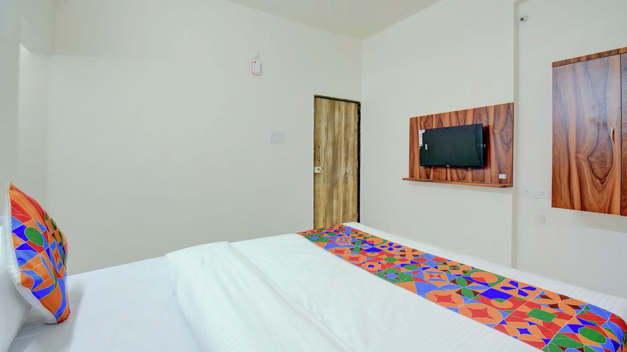 Photo of Bedroom in Hadapsar