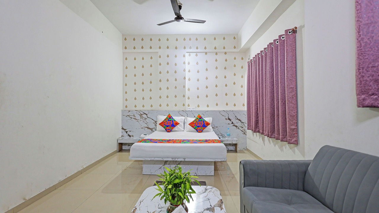 Photo of Bedroom in Thergaon