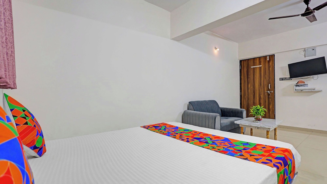 Photo of Bedroom in Thergaon