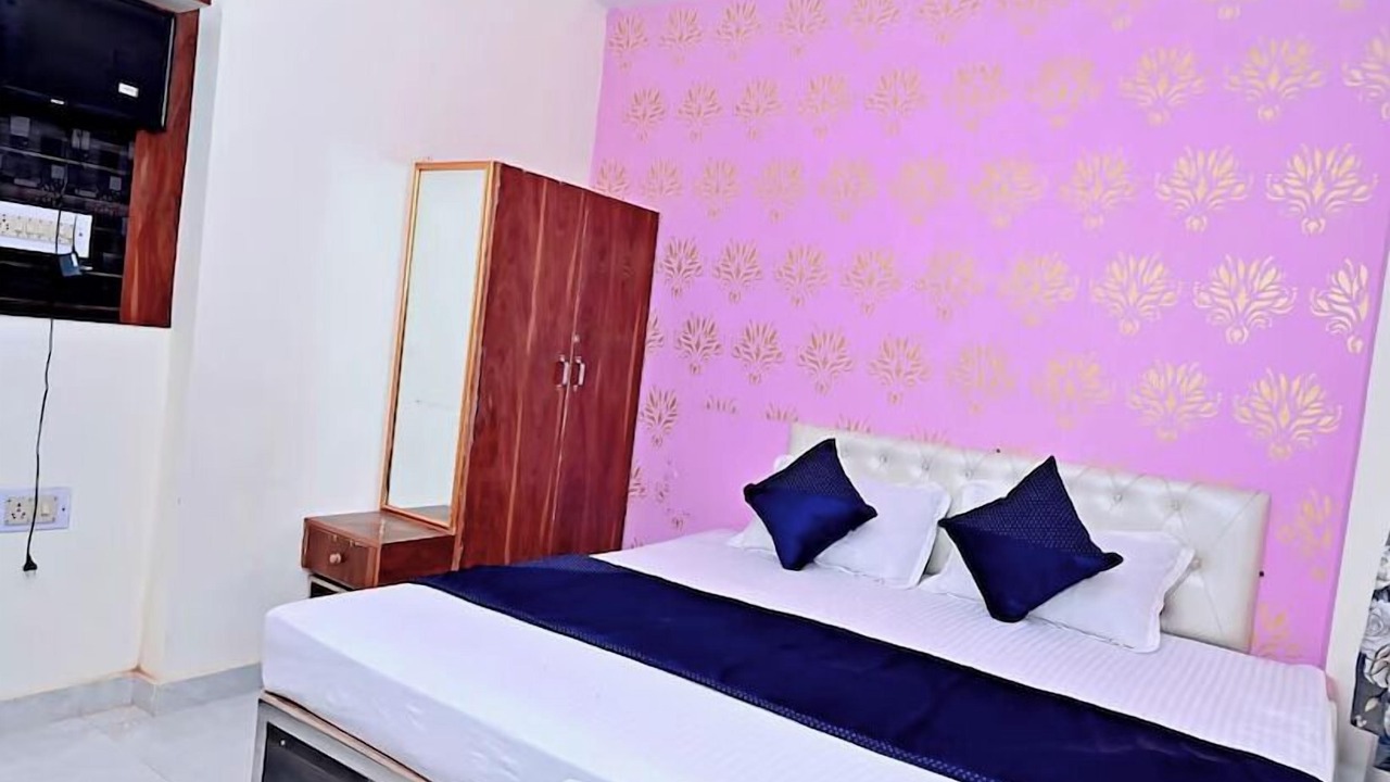 Photo of Bedroom in Phulpur