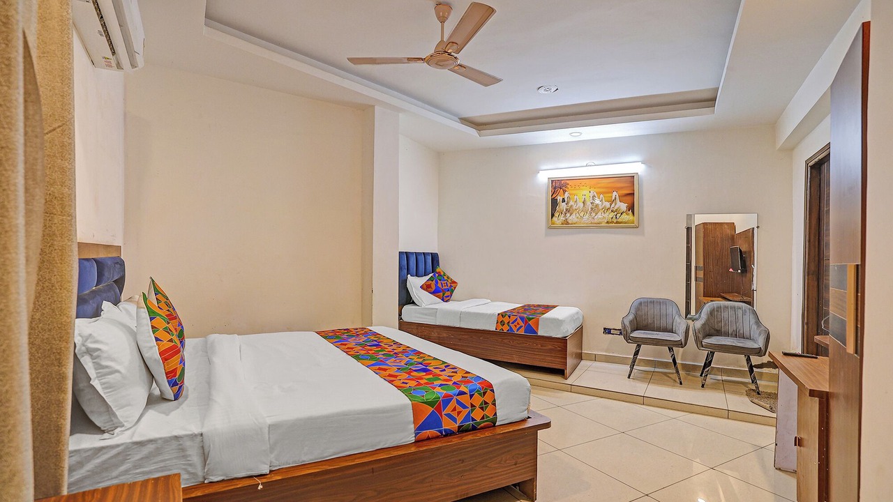 Photo of Bedroom in Sector 62