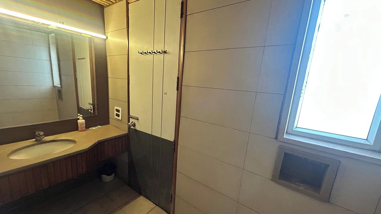 Photo of Bathroom in Sushant Lok