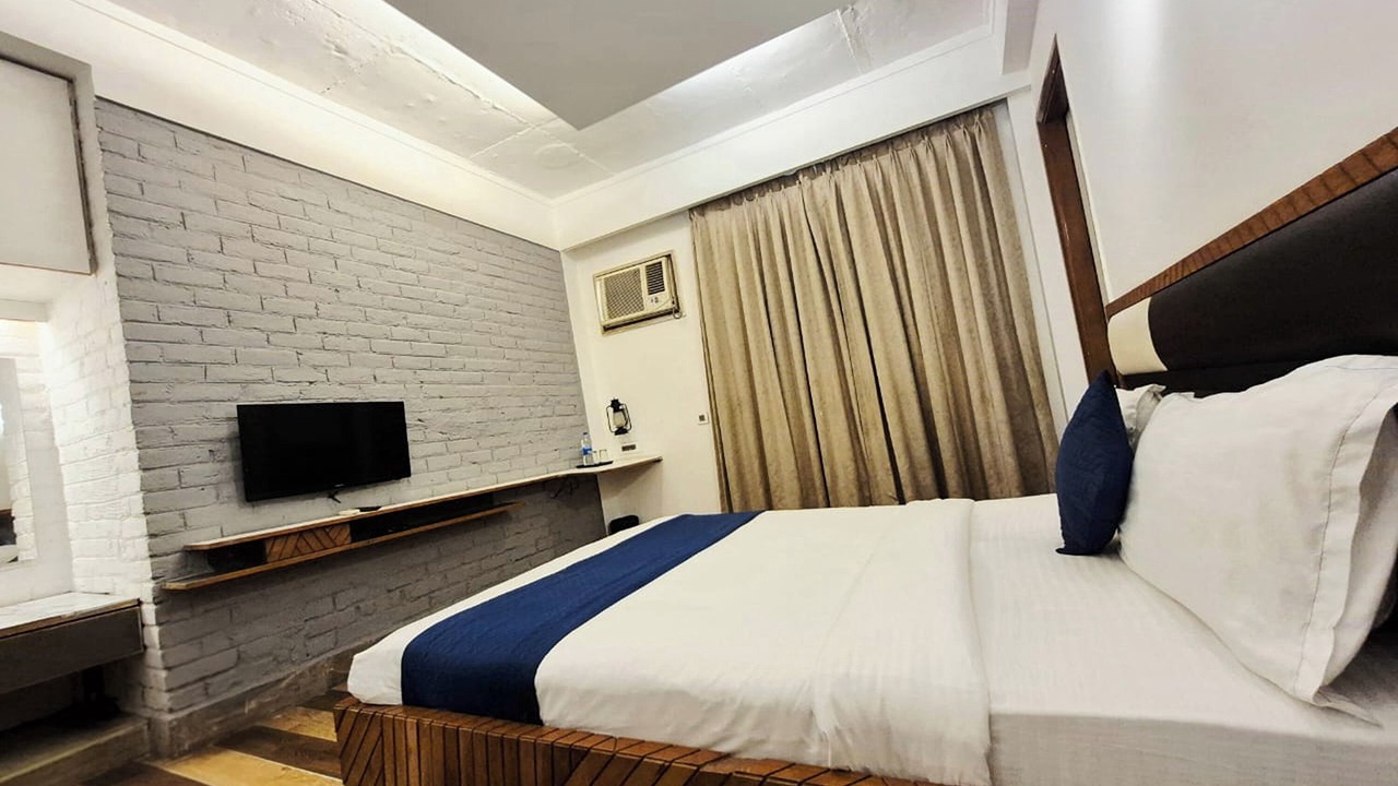 Photo of Bedroom in Sushant Lok