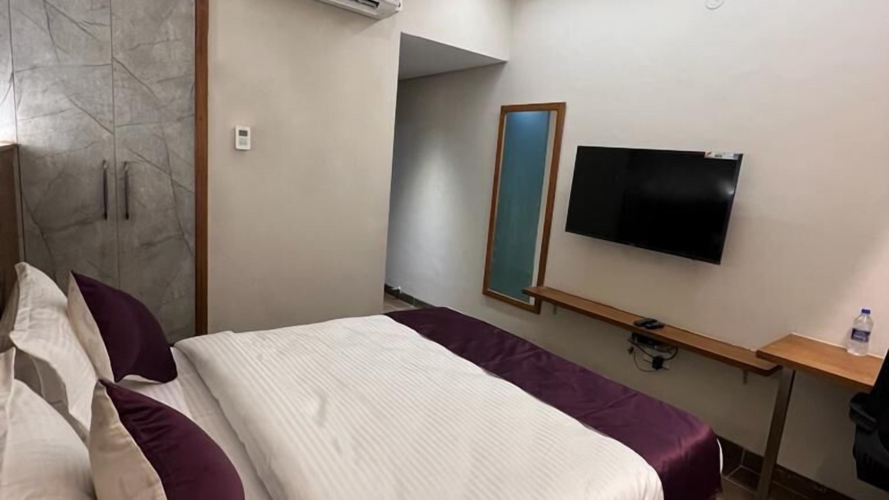 Photo of Bedroom in HITEC City