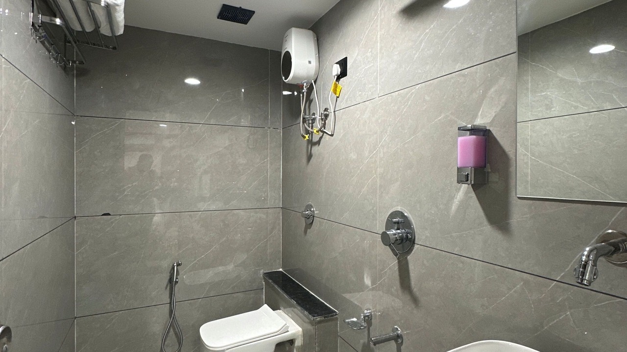 Photo of Bathroom in Navrangpura