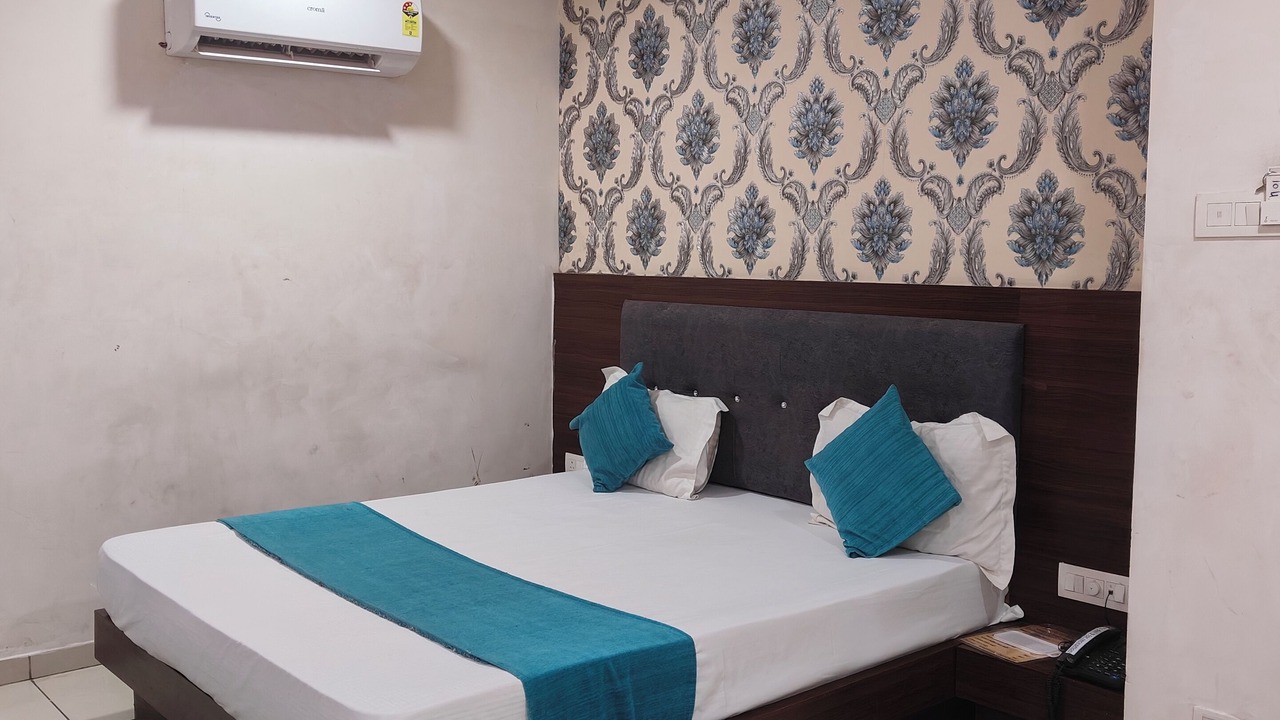 Photo of Bedroom in Vadodara