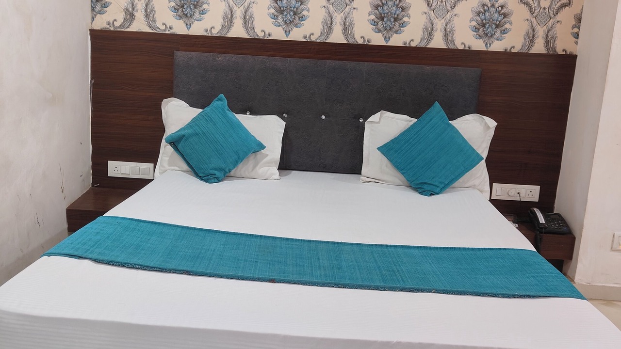 Photo of Bedroom in Vadodara