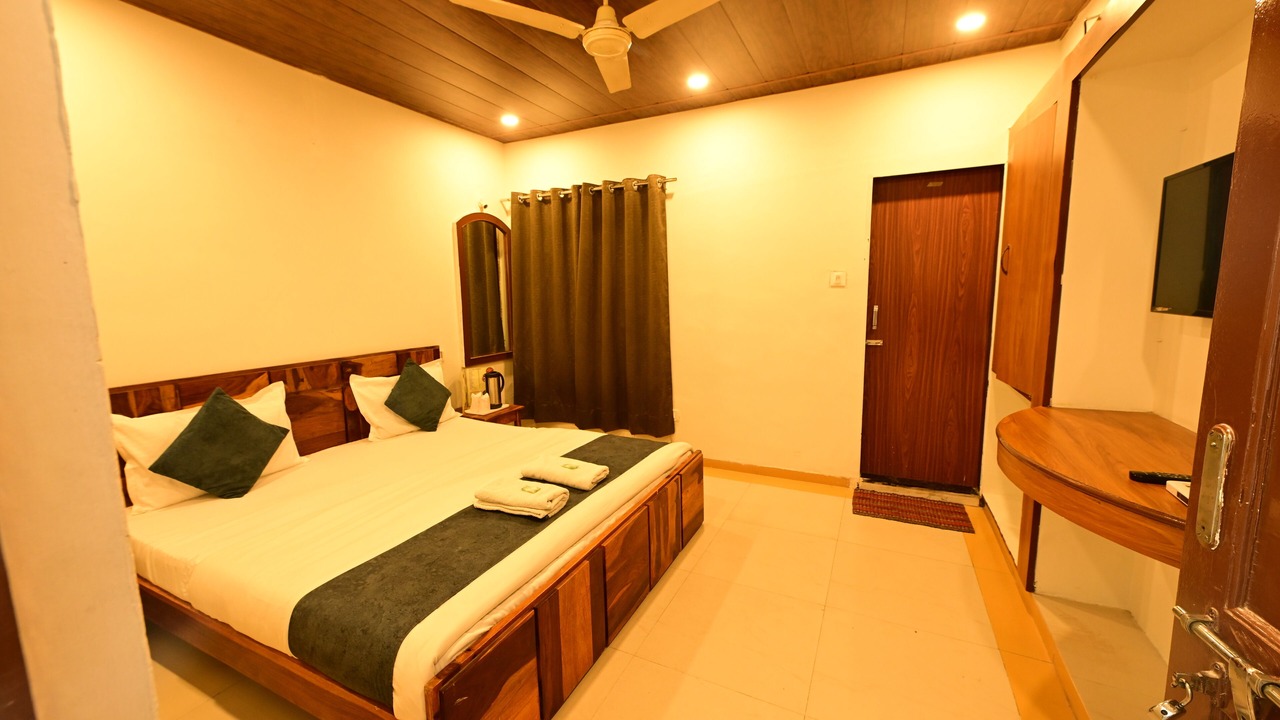 Photo of Bedroom in Mount Abu