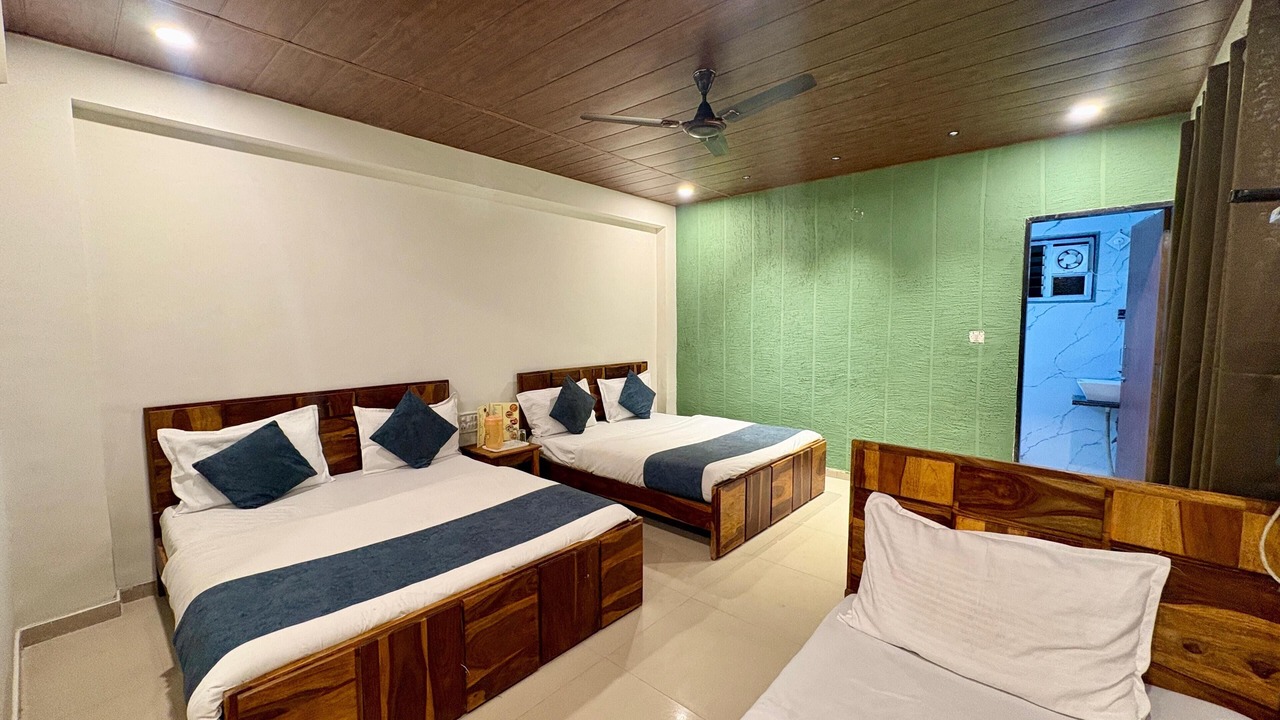 Photo of Bedroom in Mount Abu