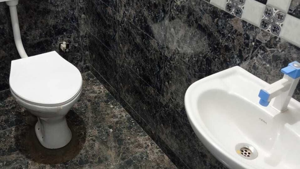 Photo of Bathroom in Amer