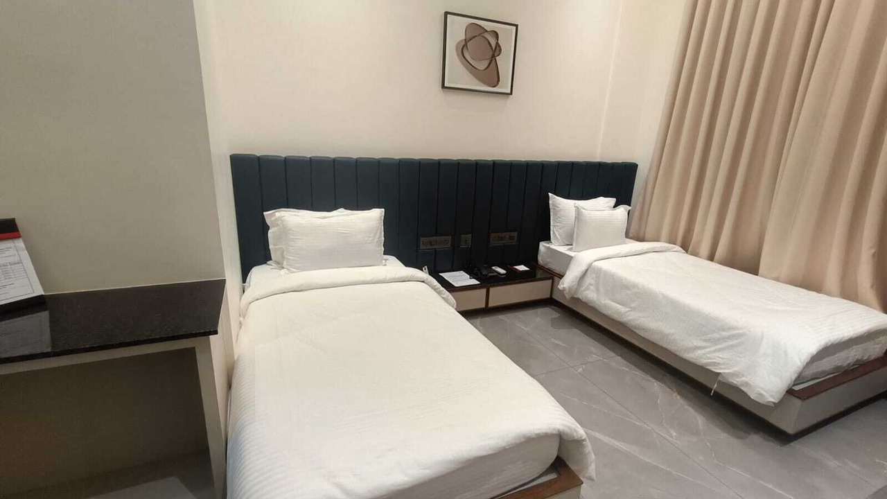 Photo of Bedroom in Kodinar