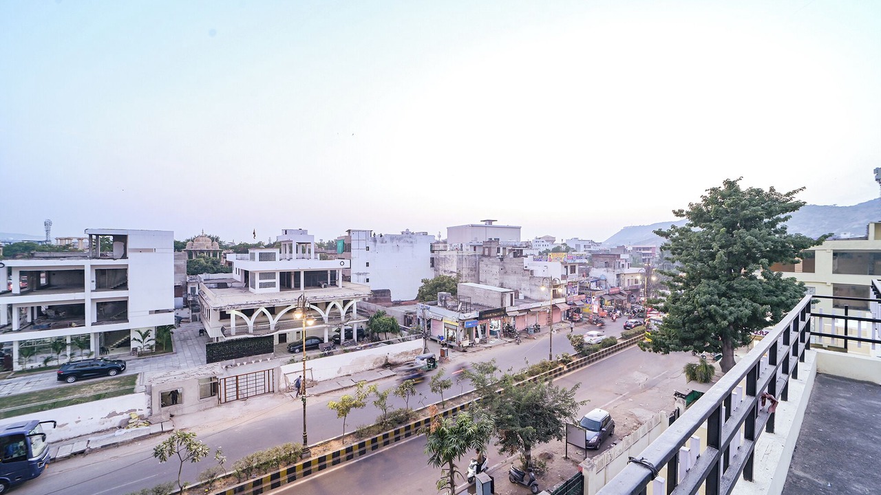 Photo of Outdoor in Amer Fort Road