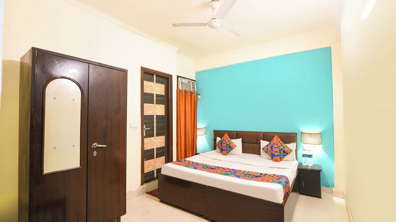 Photo of Bedroom in Sainik Farm