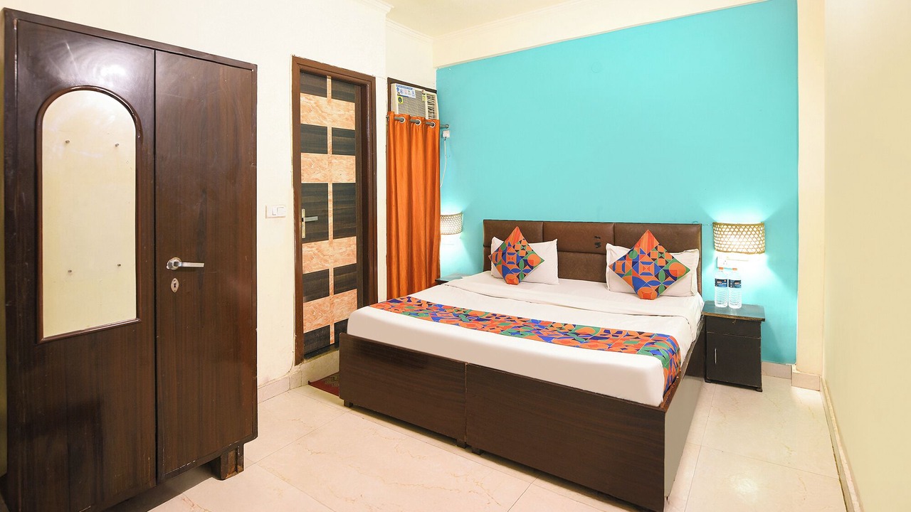 Photo of Bedroom in Sainik Farm