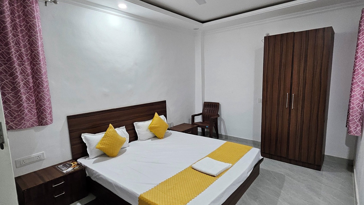 Photo of Bedroom in Tarabganj