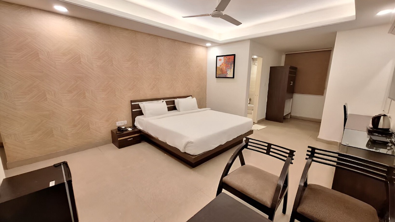 Photo of Bedroom in Bhopal