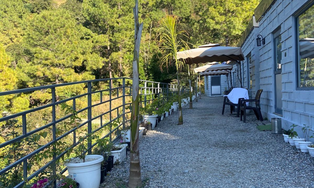 Photo of Outdoor in Lansdowne