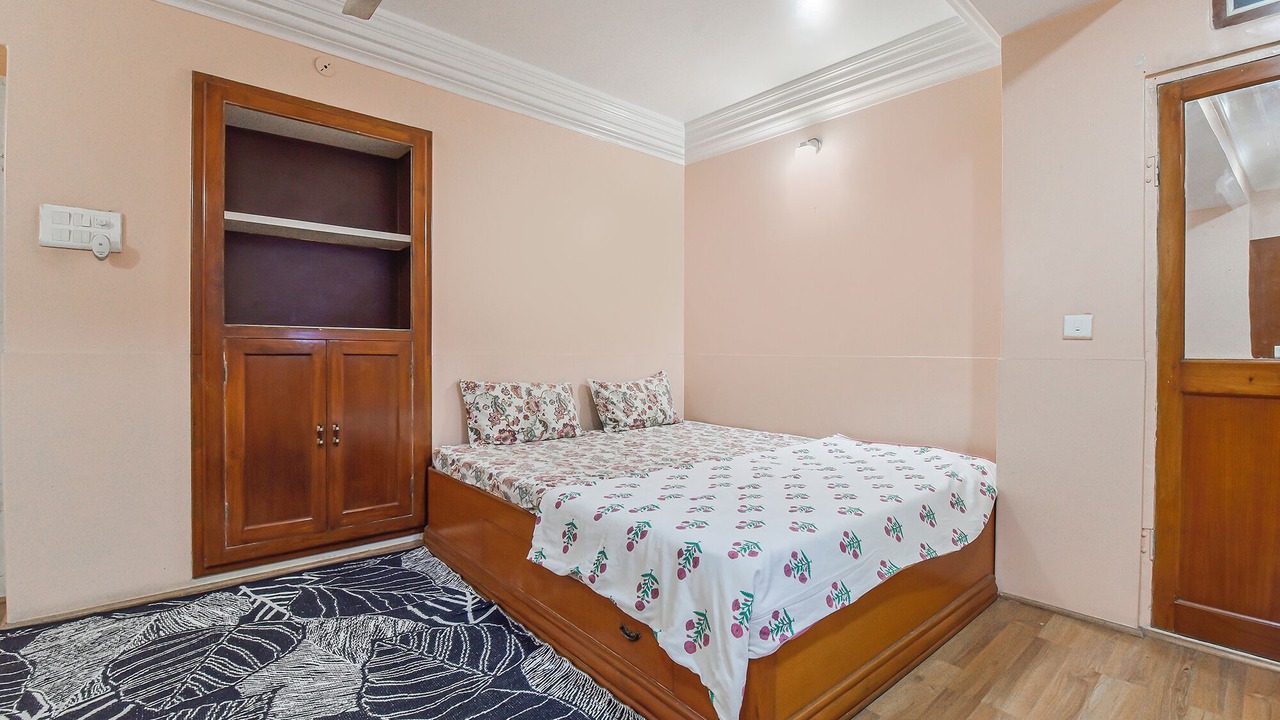 Photo of Bedroom in Pink City