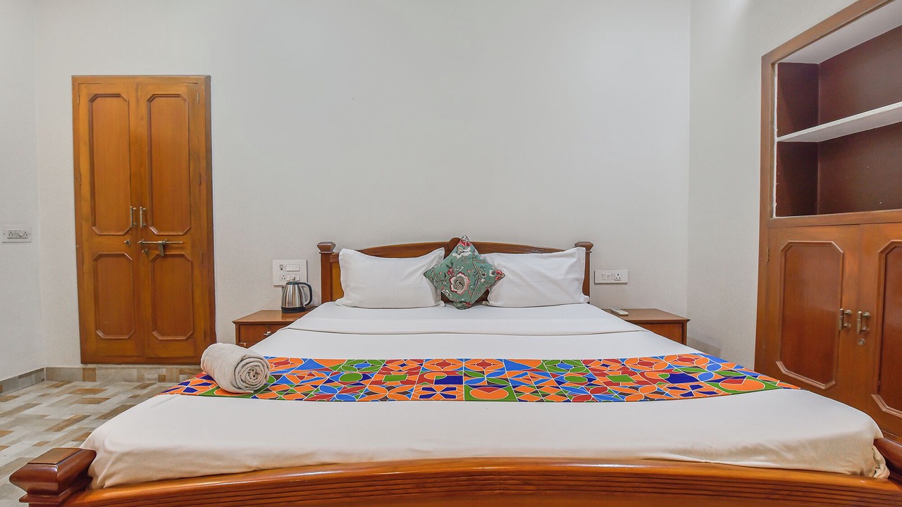 Photo of Bedroom in Pink City